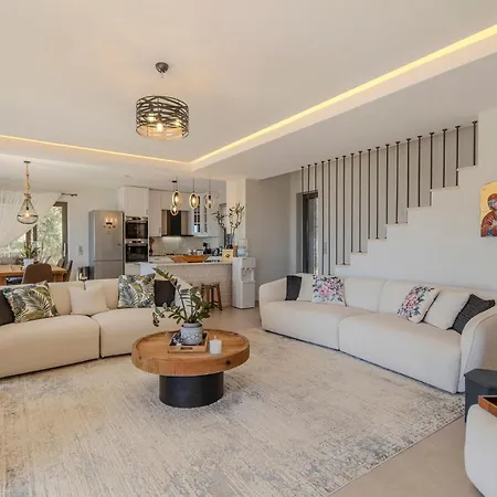 Elkorini Corfu Villa