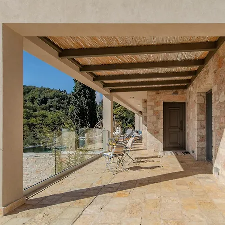 Elkorini Corfu Villa *